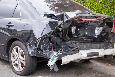 Vehicle Crash with Injuries and Roadblock on N Davis Hwy & Larkin St